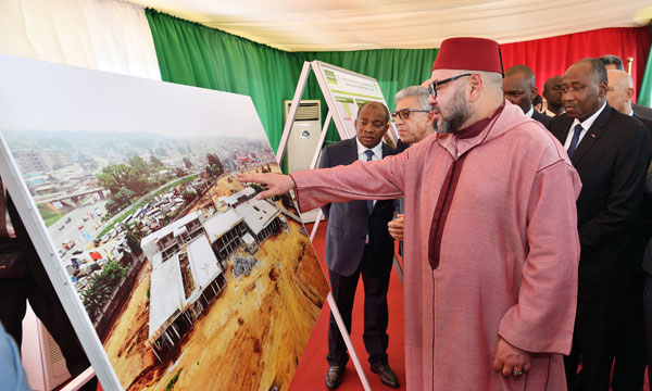 Sa Majesté le Roi inaugure le Centre Mohammed VI de formation en médecine d’urgence du Centre hospitalier universitaire de Yopougan à Abidjan
