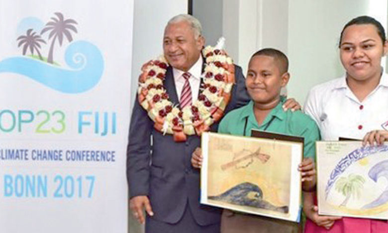 Les autorités fidjiennes dévoilent le logo  de la COP 23