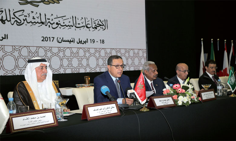 S.M. le Roi appelle les instances financières arabes à une interaction positive avec les mutations en cours dans la région arabe