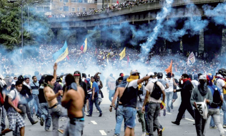 Journée de manifestations contre le Président, cité dans un scandale de corruption au Brésil