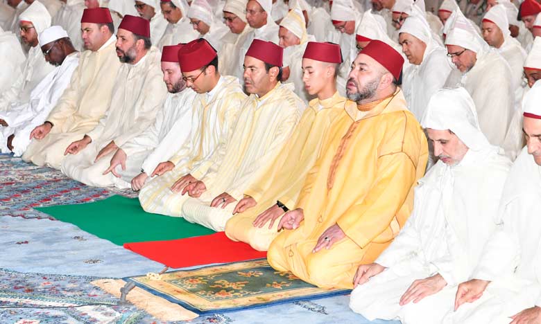 S.M. le Roi, Amir Al-Mouminine, préside à la mosquée Hassan II à Casablanca une veillée religieuse en commémoration de Laylat Al-Qadr bénie