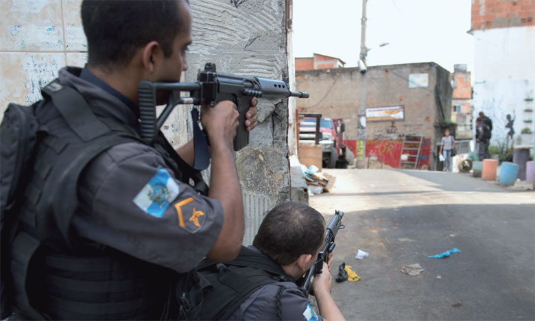 Nouvelles fusillades à Rio : un policier tué d'une balle dans la tête