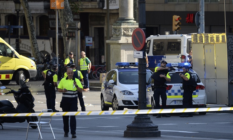 Attentats à la voiture bélier à Barcelone et Cambrils : 14 morts, 5 "terroristes présumés" tués