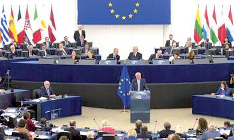 Juncker dévoile un programme ambitieux pour une Europe avec «le vent en poupe» 