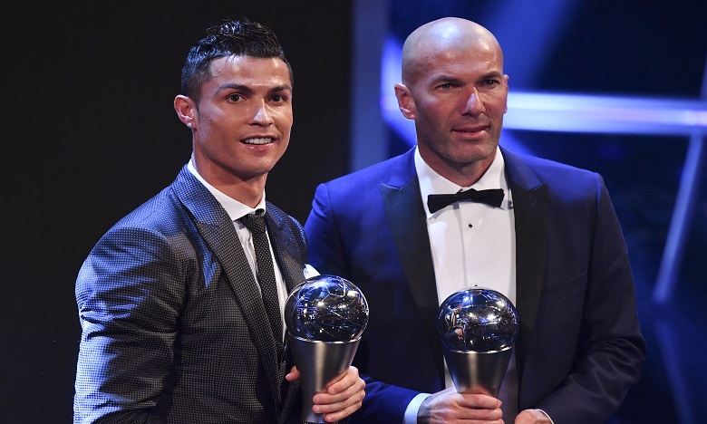 Ronaldo sacré meilleur joueur de l'année, Zidane reçoit le prix du meilleur entraineur