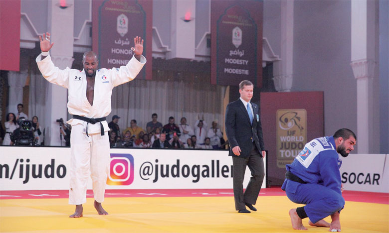 Grâce à son 10e sacre à Marrakech, Teddy Riner judoka  le plus titré de l'histoire