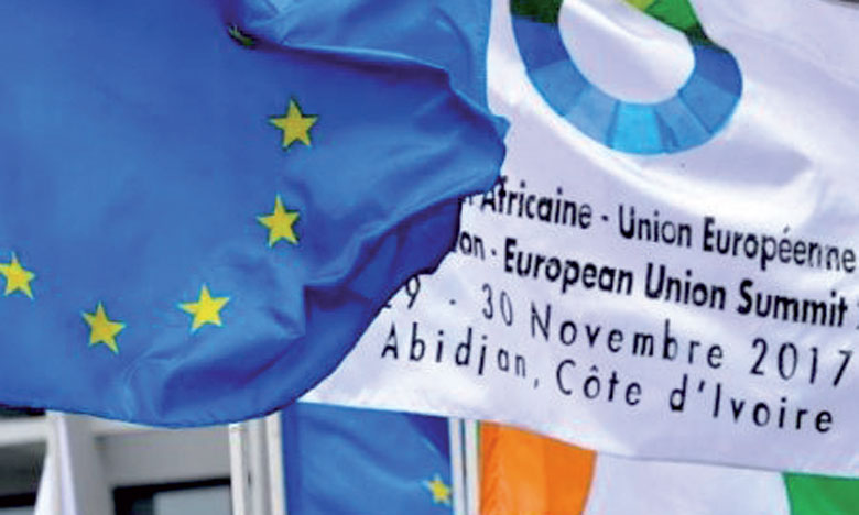 S.M. le Roi participe aujourd'hui aux travaux du 5e sommet Union africaine-Union européenne qui se tient à Abidjan