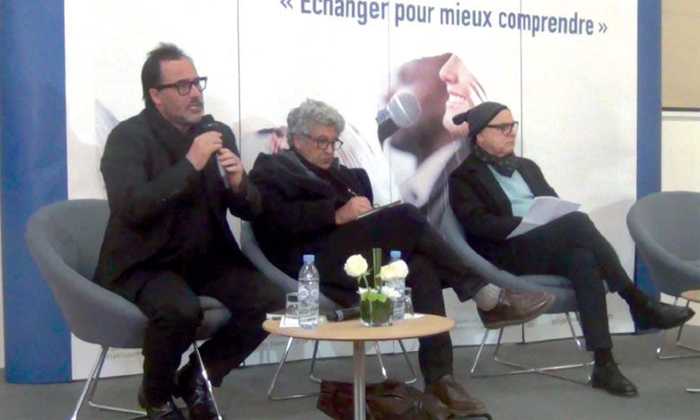 La relation entre le cinéma marocain  et la société en débat 