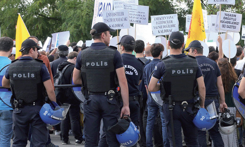 Plus de 300 arrestations pour «propagande»