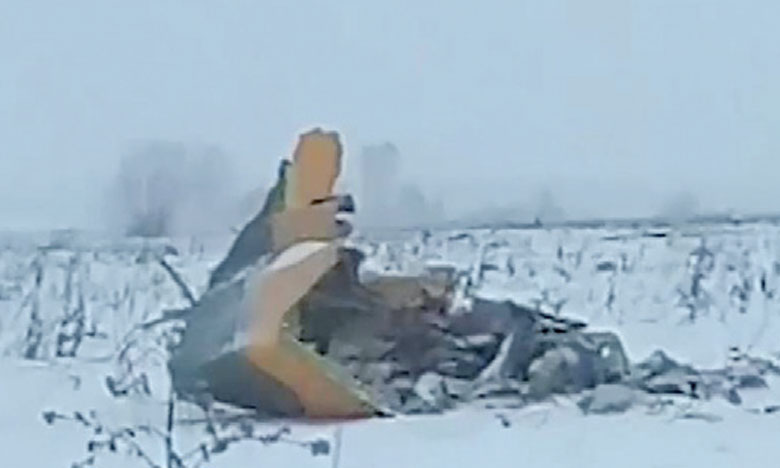 Un avion de ligne russe s'écrase avec 71 personnes à bord