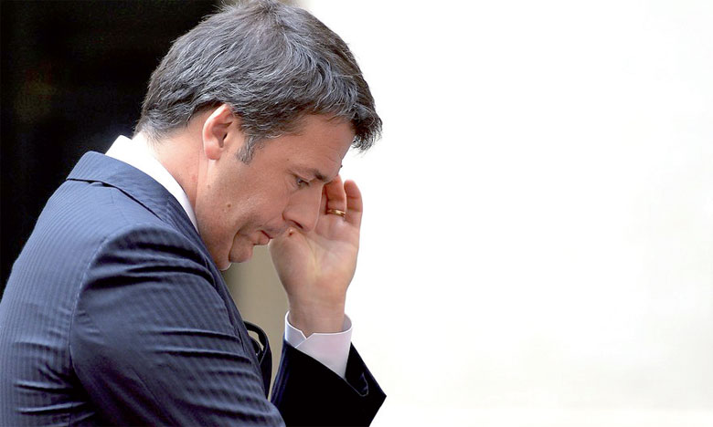 Matteo Renzi sous le feu  des critiques, y compris de son parti