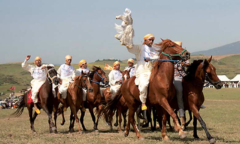 «Mata» est une compétition au cours de laquelle se mesurent les meilleurs cavaliers de la région qui se disputent  une poupée confectionnée à base de roseau et de tissu.