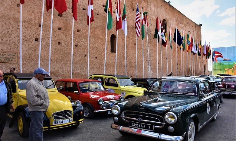 L'Automobile Club du Maroc et la FRMVE à la rencontre des enfants de l'Oriental, en hommage à Feu Mohamed M'jid