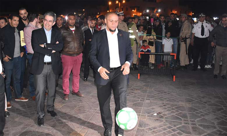 Matthäeus et Roberto Carlos s’improvisent maîtres  jongleurs pour Maroc 2026