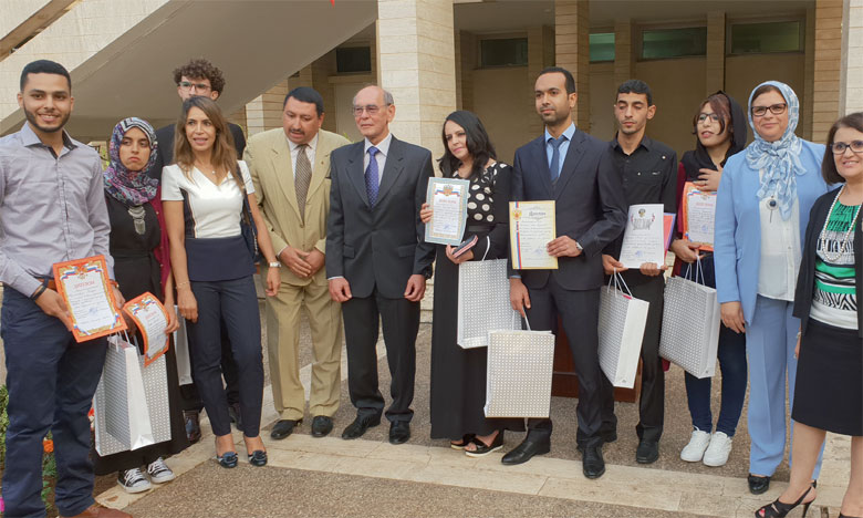 Remise des prix aux lauréats marocains