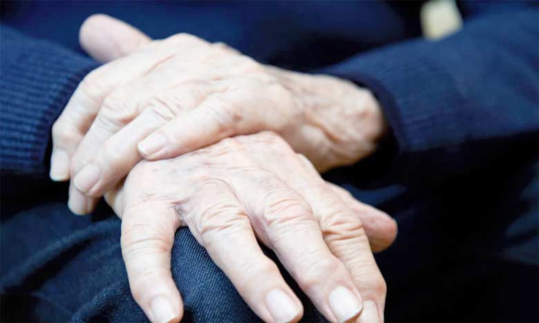 Maladie de Parkinson : Premier essai sur l'homme d'un traitement par cellules souches 