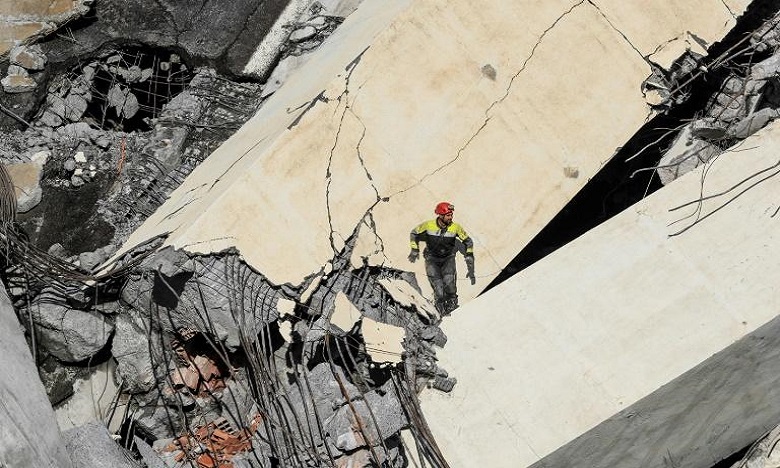Pont effondré à Gênes: "Il pourrait y avoir encore dix ou vingt personnes disparues"