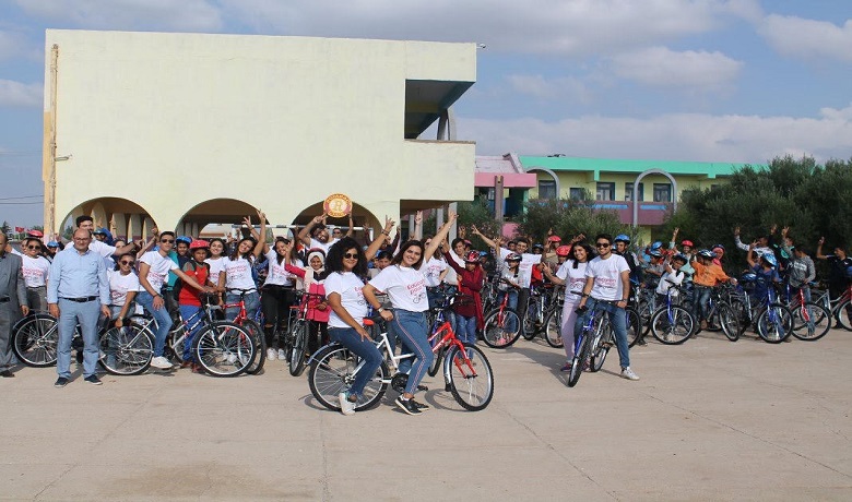 Distribution de 100 vélos au profit des collégiens dans la commune d’El Hajeb