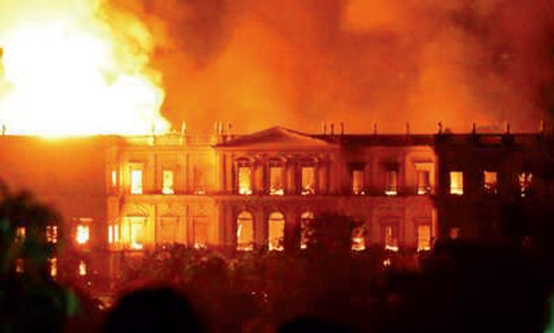 Indignation générale après l'incendie du Musée  national de Rio