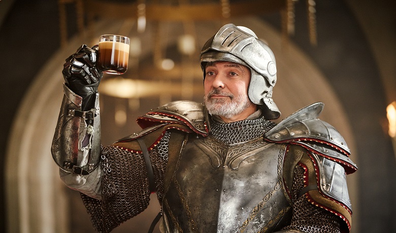 George Clooney se transforme en chevalier pour Nespresso