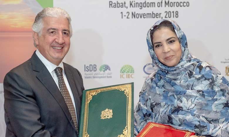 Signature d'un mémorandum d’entente pour le développement du commerce et le renforcement des capacités commerciales aux niveaux arabe et africain