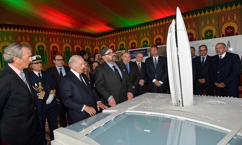S.M. le Roi préside la cérémonie de lancement officiel des travaux de construction de la «Tour Mohammed VI», symbole de l'essor économique de la vallée de Bouregreg