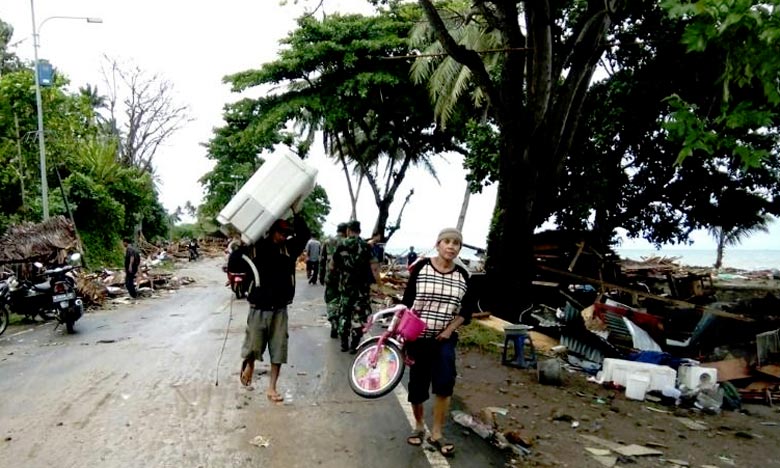 L'Indonésie frappée par un tsunami meurtrier  