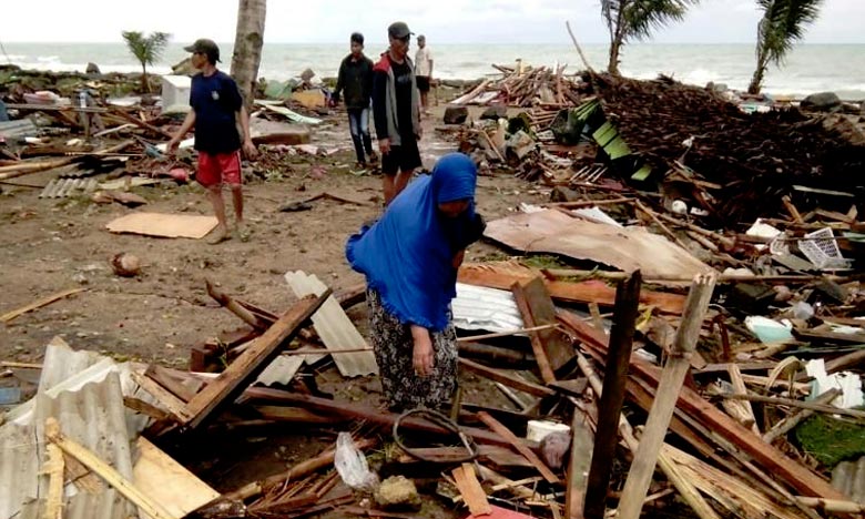 L'Indonésie frappée par un tsunami meurtrier  