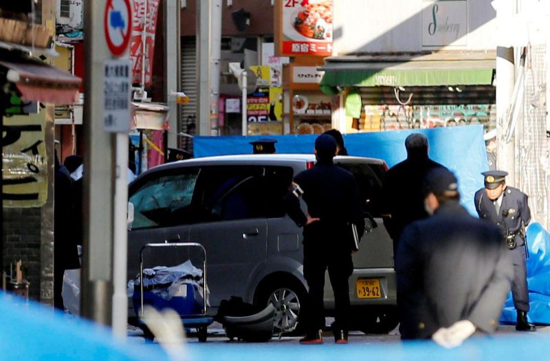 Tokyo: un homme fonce en voiture dans la foule, plusieurs blessés