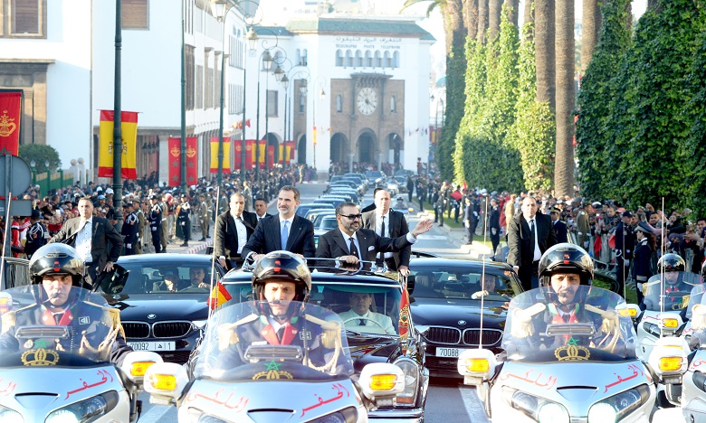 Sa Majesté le Roi Mohammed VI préside la cérémonie d'accueil officiel à Rabat  de S.M. le Roi Felipe VI d'Espagne et la Reine Doña Letizia