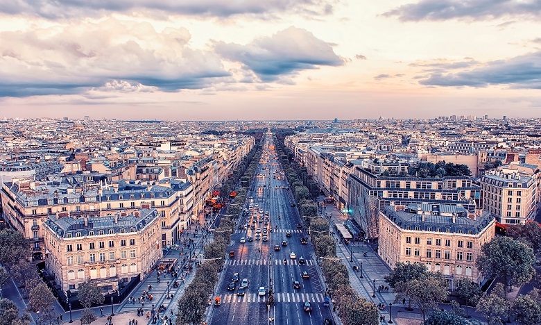 "Gilets jaunes": Paris veut "rassurer" les touristes avant l'été