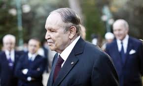 Abdelaziz Bouteflika présentera sa démission avant la "fin de son mandat électif"