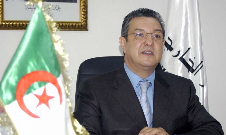 Algérie: le ministre des Finances entendu sur de présumées fraudes