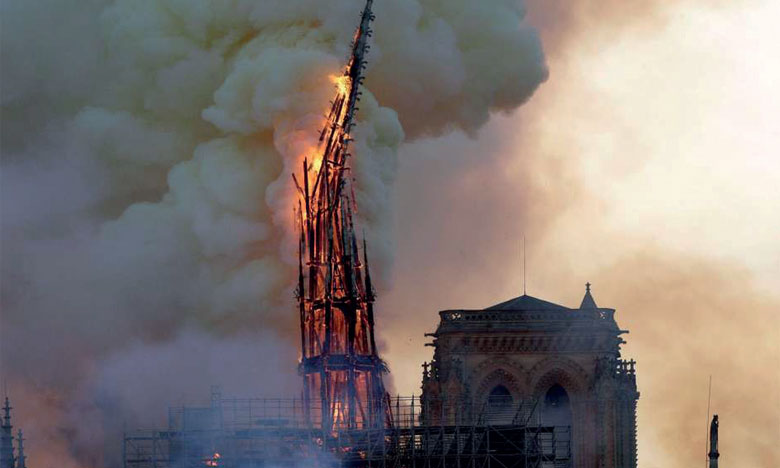 Les pétitions se multiplient «pour la restauration de Notre-Dame à l’identique»