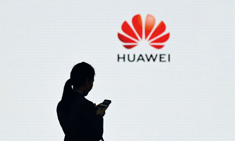 Huawei lâché par des partenaires britanniques et japonais