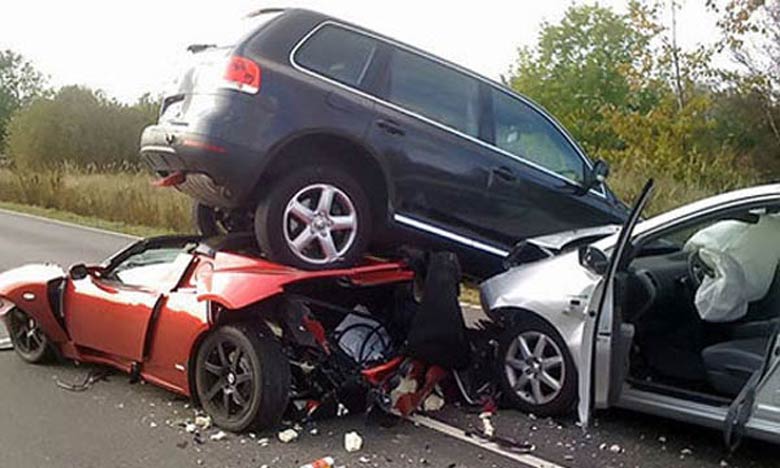 12 morts et près de 2.000 blessés dans des accidents de la circulation en une semaine