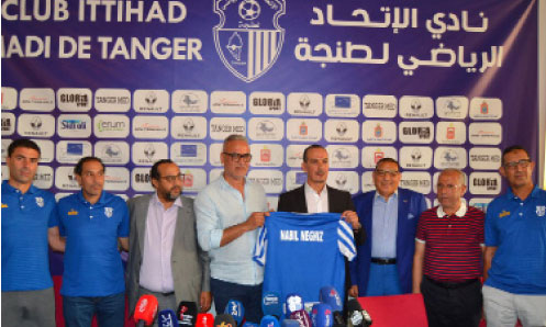 Nabil Neghiz, entraîneur de l’IR Tanger pour les deux prochaines saisons