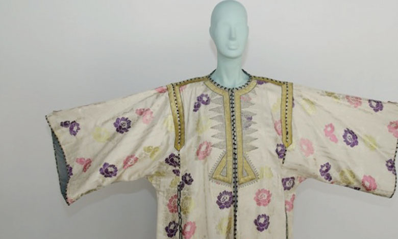 Une expositioan met en exergue la richesse du costume traditionnel et les secrets de l’élégance féminine au Maroc