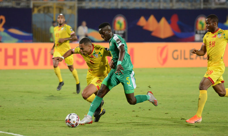 Le Sénégal fissure la muraille défensive béninoise,  les Super Eagles survolent les Bafana Bafana