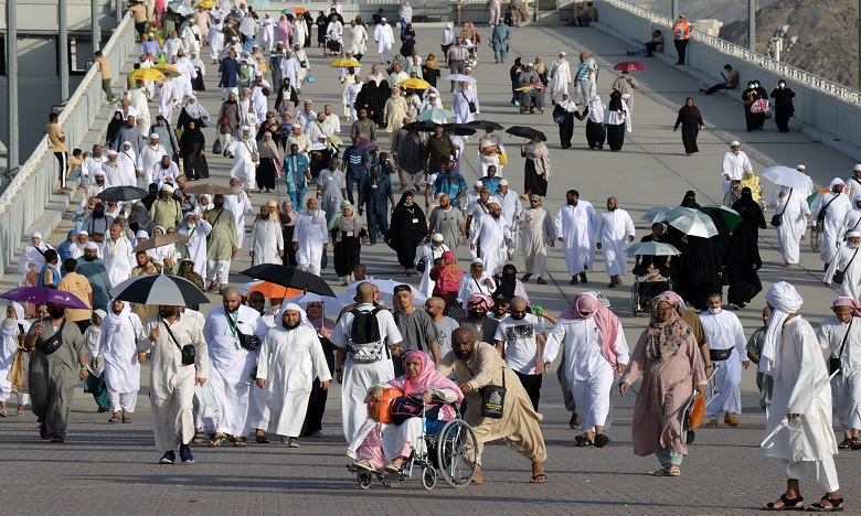 Les pèlerins marocains accomplissent les rituels du Hajj dans des conditions normales