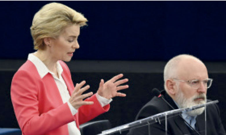 Von der Leyen obtient le feu vert du Parlement  pour «un nouveau départ» de l’Europe