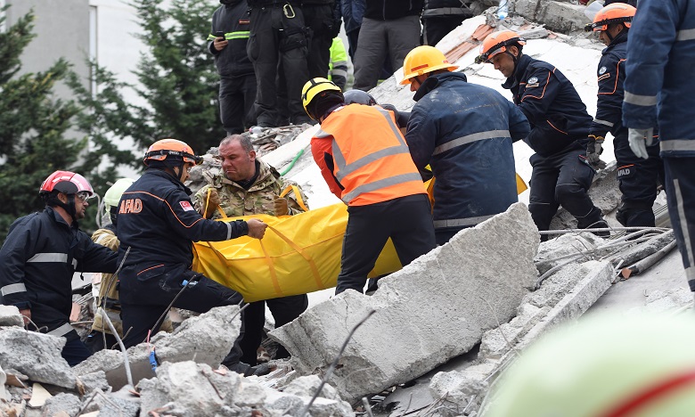 Albanie: le séisme a fait 51 morts, fin des opérations de sauvetage