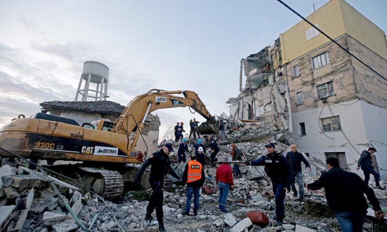 Un puissant séisme fait au moins 6 morts en Albanie 