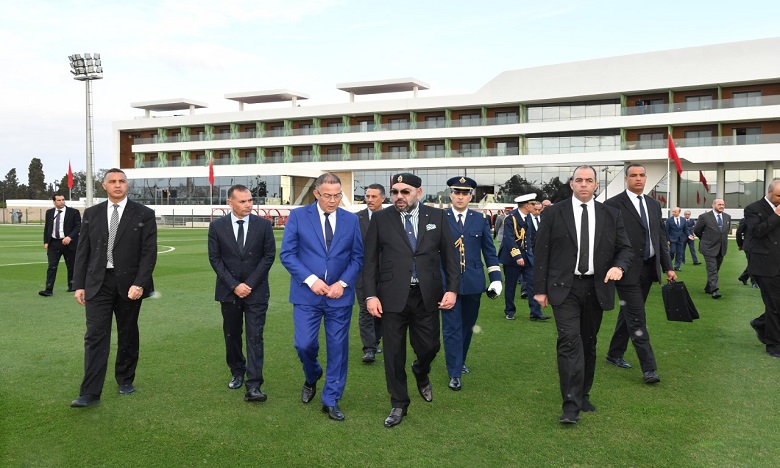 Sa Majesté le Roi inaugure à Salé le Complexe Mohammed VI de football, une structure intégrée dédiée à la performance et à l’excellence