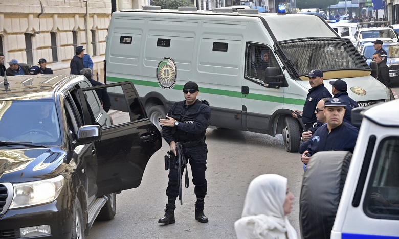 Algérie: ouverture du premier procès pour corruption d'ex-dirigeants et patrons