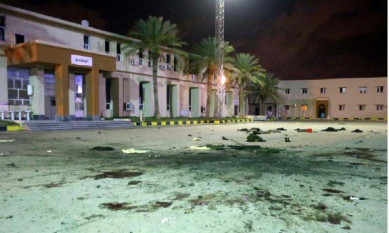 Au moins 28 morts et des dizaines de blessés dans un raid contre une école militaire à Tripoli