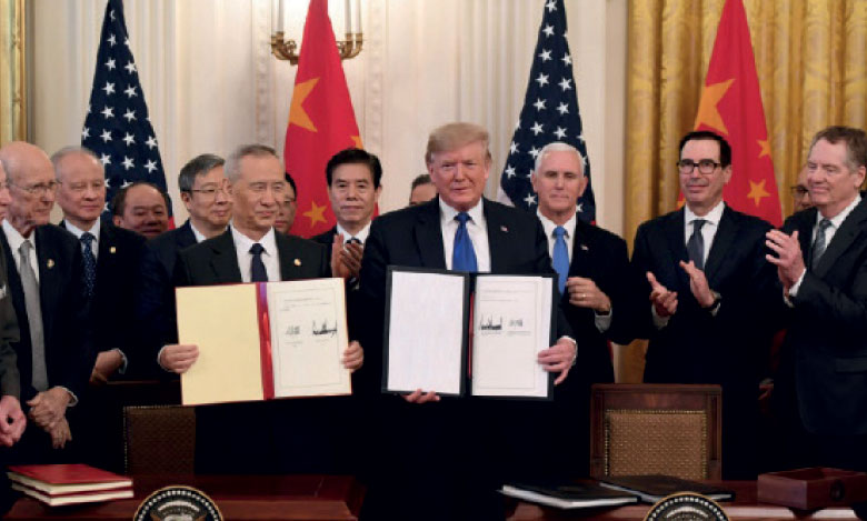 Les États-Unis et la Chine signent un accord commercial «historique» mais encore partiel