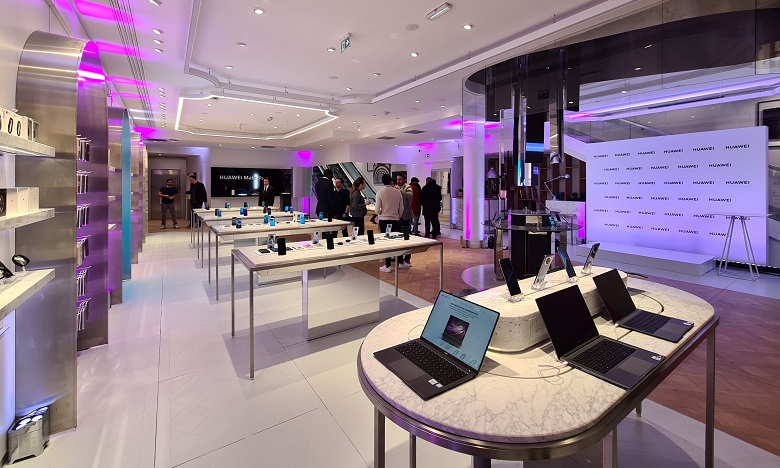 Huawei ouvre son premier «flagship store» à Paris