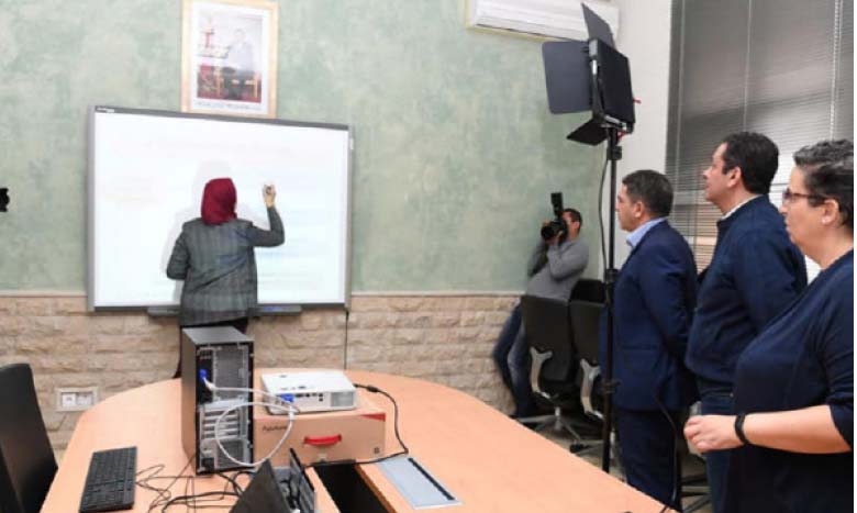 Le ministère de l’Éducation nationale annonce l’arrêt de la diffusion des cours sur les chaînes de télévision