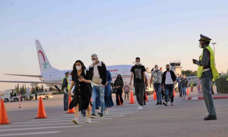 Arrivée à l’aéroport  d’Oujda-Angad d’un troisième groupe rapatrié de Turquie